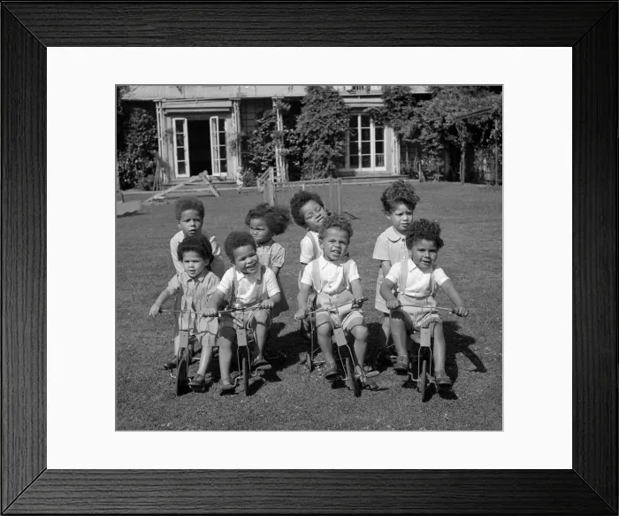 Framed Print : British born children of US African American servicemen stationed in the U. K