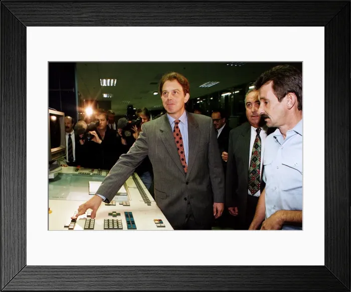 Framed Print : Tony Blair Labour Party leader at Daily Record Cardonald Printing plant Framed Print : Tony Blair Labour Party leader at Daily Record Cardonald Printing plant