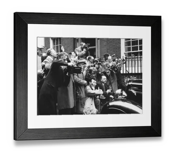 Framed Print : Downing street photographers taking pictures in front of limousine car Framed Print : Downing street photographers taking pictures in front of limousine car