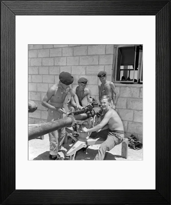 Framed Print : British Troops Army Soldiers July 1958 in Amman Jordan Framed Print : British Troops Army Soldiers July 1958 in Amman Jordan