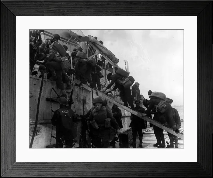 Framed Print : War: Invasion Of France June 1944 British Troops come ashore from aboard an
