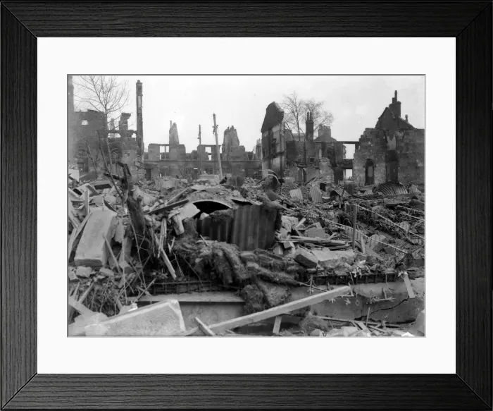 Framed Print : WW2 Air Raid Damage Bomb damage at Glasgow Clydeside 14th March 1941 Framed Print : WW2 Air Raid Damage Bomb damage at Glasgow Clydeside 14th March 1941