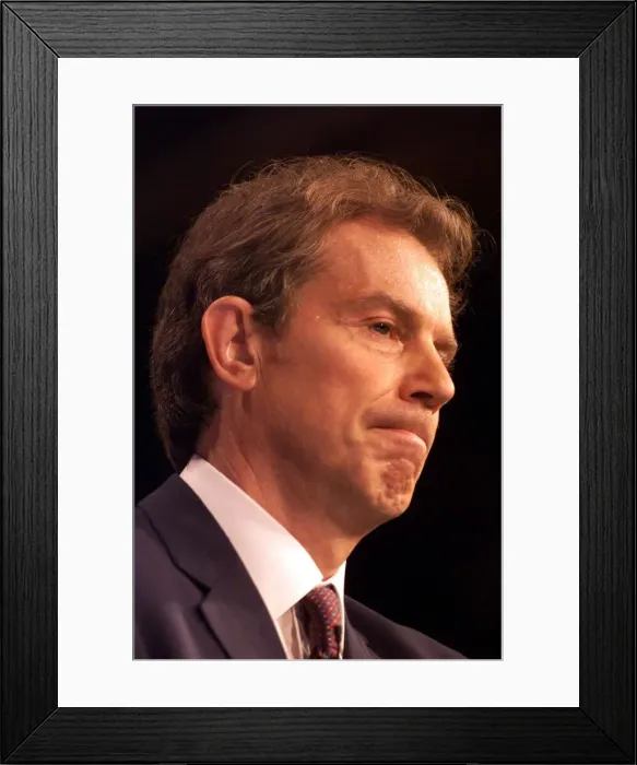 Framed Print : Tony Blair MP Prime Minister September 1999, on the platform making a speech Framed Print : Tony Blair MP Prime Minister September 1999, on the platform making a speech