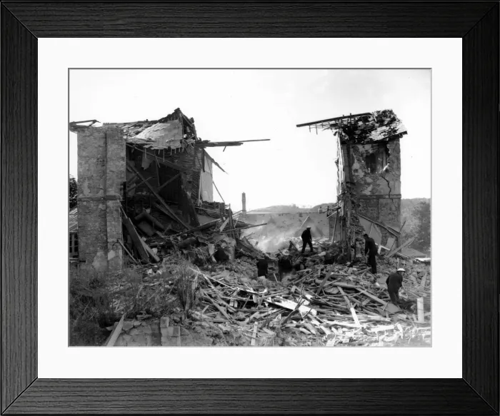 Framed Print : WW2 Air Raid Damage at Yarmouth, Norfolk, East Anglia. Rescue team searching Framed Print : WW2 Air Raid Damage at Yarmouth, Norfolk, East Anglia. Rescue team searching