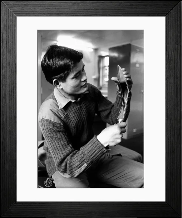 Framed Print : Gurkha Soldier, Rambahadur Gurung, A Rifleman, checks his Knife - A Kukri Gurkhas Framed Print : Gurkha Soldier, Rambahadur Gurung, A Rifleman, checks his Knife - A Kukri Gurkhas