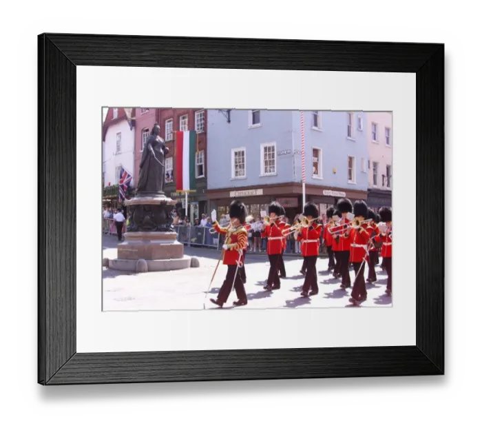 Framed Print : Changing of the guard at Windsor Castle June 1999 The band of the Coldstream Guards Framed Print : Changing of the guard at Windsor Castle June 1999 The band of the Coldstream Guards
