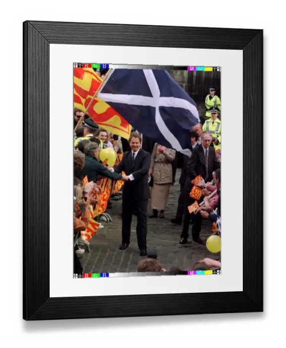 Framed Print : Tony Blair MP Prime Minister September 1997, with the crowds in Edinburgh after Yes Yes Framed Print : Tony Blair MP Prime Minister September 1997, with the crowds in Edinburgh after Yes Yes