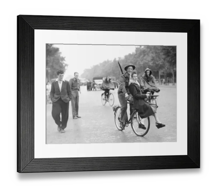 Framed Print : WW2 August 1944 LAC Stanley Mallett RAF giving a french girl a lift on a borrowed