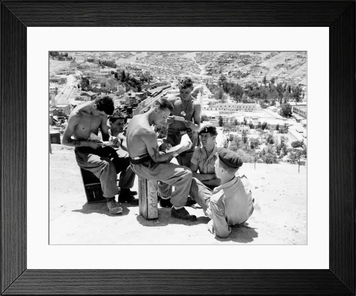 Framed Print : British Troops in Jordan July 1958 in Amman Jordan Paratroops who have Framed Print : British Troops in Jordan July 1958 in Amman Jordan Paratroops who have