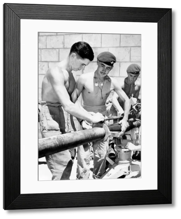 Framed Print : British Troops in Jordan July 1958 in Amman Jordan Paratroops who have Framed Print : British Troops in Jordan July 1958 in Amman Jordan Paratroops who have