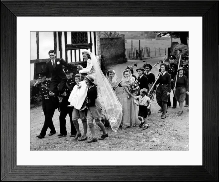 Framed Print : Women at War Marriage September 1941 The Bride and Groom Mr Horace Petts of Framed Print : Women at War Marriage September 1941 The Bride and Groom Mr Horace Petts of