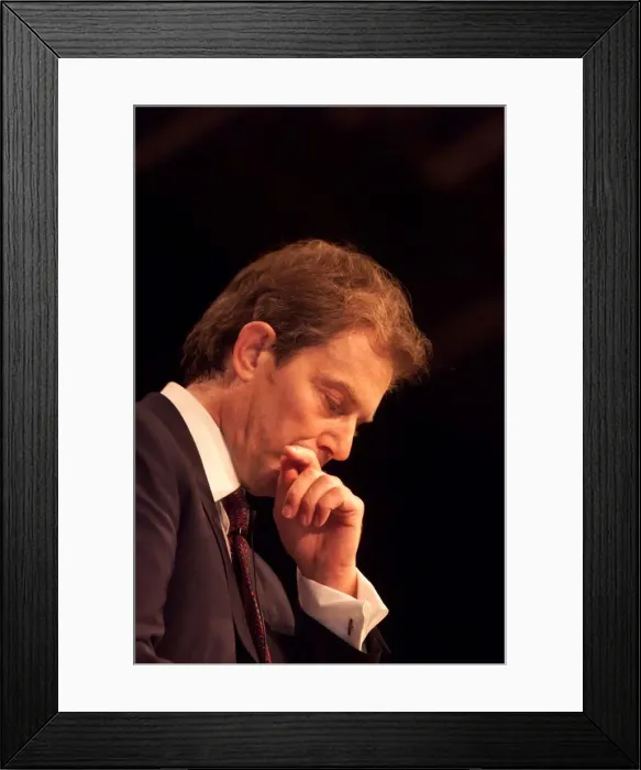 Framed Print : Tony Blair MP Prime Minister September 1999, on the platform making a speech Framed Print : Tony Blair MP Prime Minister September 1999, on the platform making a speech