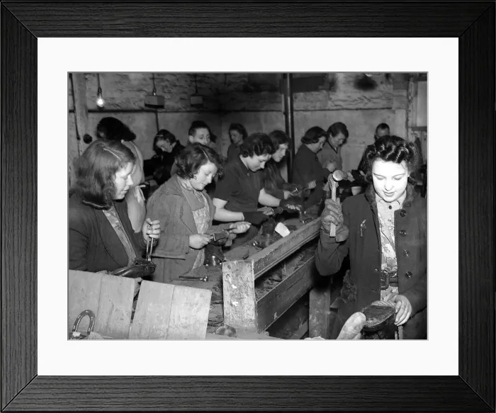 Framed Print : Women Shoe Menders during WW2 - 1941 Women doing mens jobs during the war Framed Print : Women Shoe Menders during WW2 - 1941 Women doing mens jobs during the war