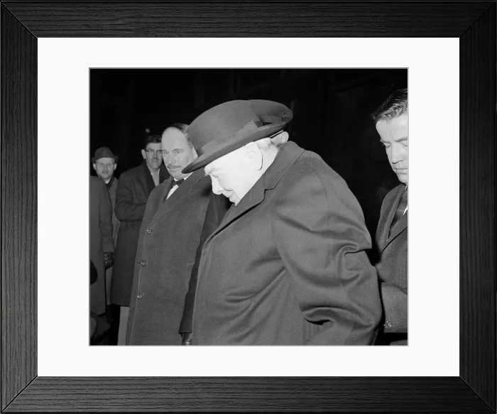 Framed Print : Winston Churchill MP at the House of Commons February 1963 Framed Print : Winston Churchill MP at the House of Commons February 1963