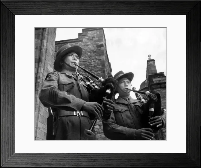 Framed Print : Gurkha Soldiers in Edinburgh Scotland - May 1951 Two Gurkhas playing the bagpipes Framed Print : Gurkha Soldiers in Edinburgh Scotland - May 1951 Two Gurkhas playing the bagpipes