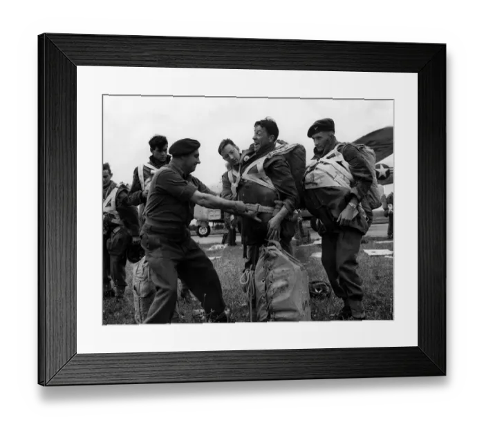 Framed Print : British Paratroops Army Soldiers August 1952 An officer tightens a chute for a Framed Print : British Paratroops Army Soldiers August 1952 An officer tightens a chute for a