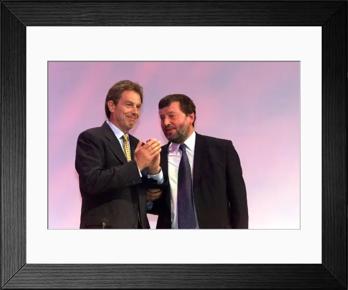 Framed Print : David Blunkett MP Education Secretary September 1999 gives his speech at the 1999 Framed Print : David Blunkett MP Education Secretary September 1999 gives his speech at the 1999