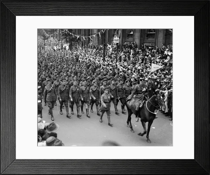 Framed Print : World War I Victory March through the streets of London Framed Print : World War I Victory March through the streets of London