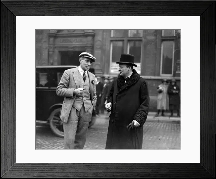 Framed Print : Winston Churchill MP at Leicester where he was adopted as Liberal candidate for the West Framed Print : Winston Churchill MP at Leicester where he was adopted as Liberal candidate for the West