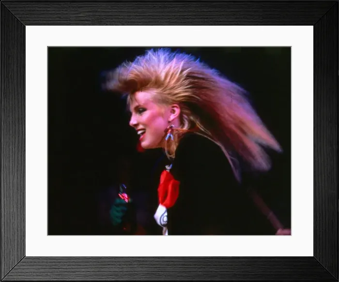 Framed Print : Singer Lovely Previn December 1985 on stage singing Framed Print : Singer Lovely Previn December 1985 on stage singing