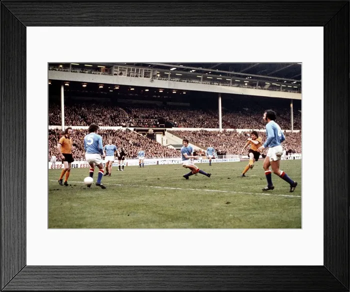 Framed Print : 1974 League Cup Final at Wembley Stadium. Wolverhampton Wanderers 2 v Manchester Framed Print : 1974 League Cup Final at Wembley Stadium. Wolverhampton Wanderers 2 v Manchester
