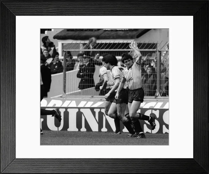 Framed Print : 1986 Milk cup Final at Wembley Stadium. Oxford United 3 v Queens Park Rangers 0 Framed Print : 1986 Milk cup Final at Wembley Stadium. Oxford United 3 v Queens Park Rangers 0