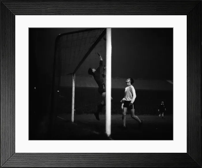 Framed Print : 1965 League Cup Final Second leg. Chelsea goalkeeper Peter Bonnetti pushes Framed Print : 1965 League Cup Final Second leg. Chelsea goalkeeper Peter Bonnetti pushes