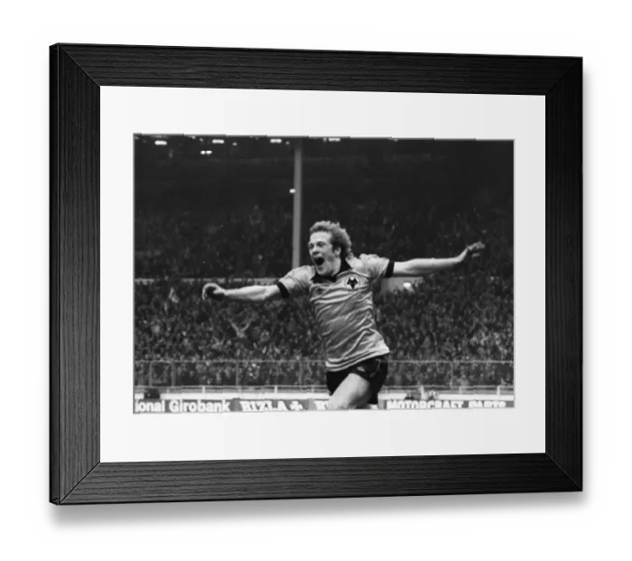 Framed Print : 1980 League Cup Final at Wembley Stadium. Nottingham Forest 0 v Wolverhampton Framed Print : 1980 League Cup Final at Wembley Stadium. Nottingham Forest 0 v Wolverhampton