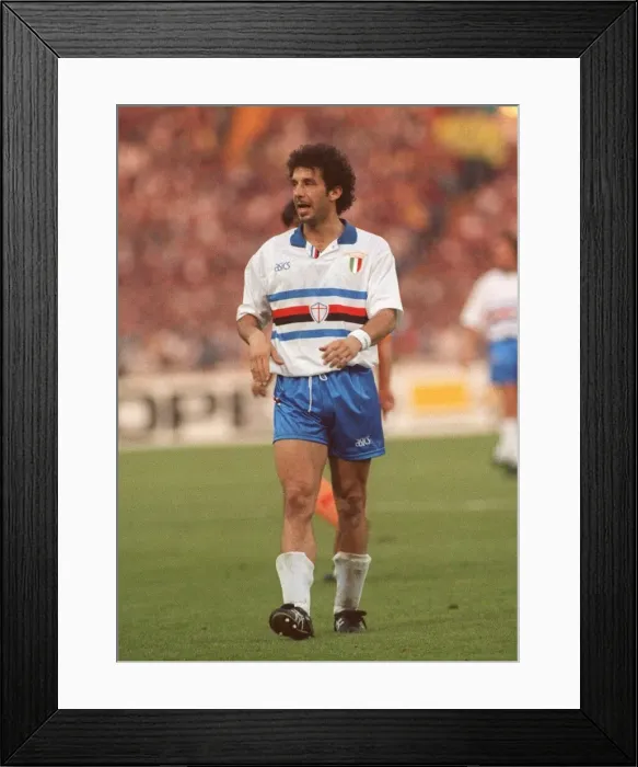 Framed Print : European Champions Cup Final at Wembley Stadium. Barcelona 1 v Sampdoria 0 after