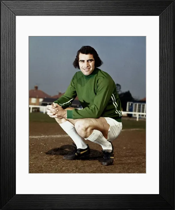 Framed Print : Leicester City goalkeeper Peter Shilton in training May 1973 Framed Print : Leicester City goalkeeper Peter Shilton in training May 1973
