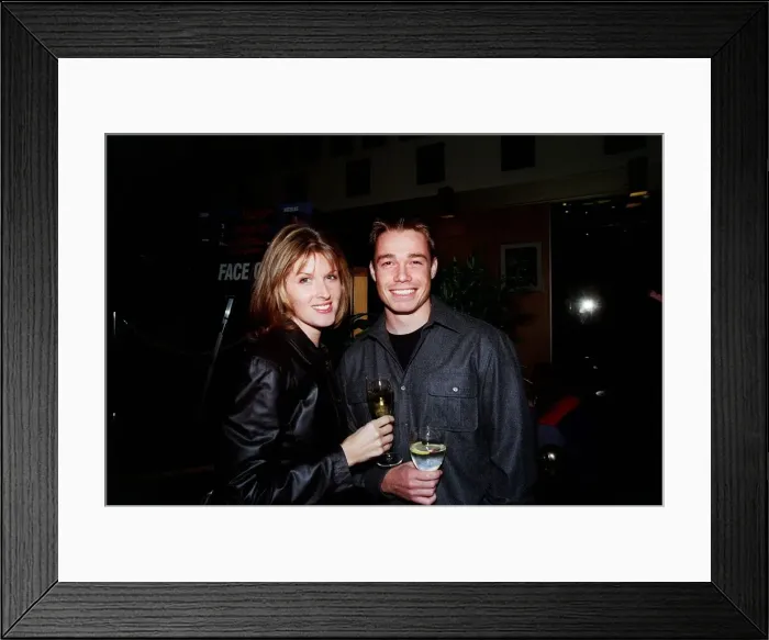 Framed Print : Chelsea footballer Graham Le Saux with his wife Marianne at the premiere of the film Face Framed Print : Chelsea footballer Graham Le Saux with his wife Marianne at the premiere of the film Face