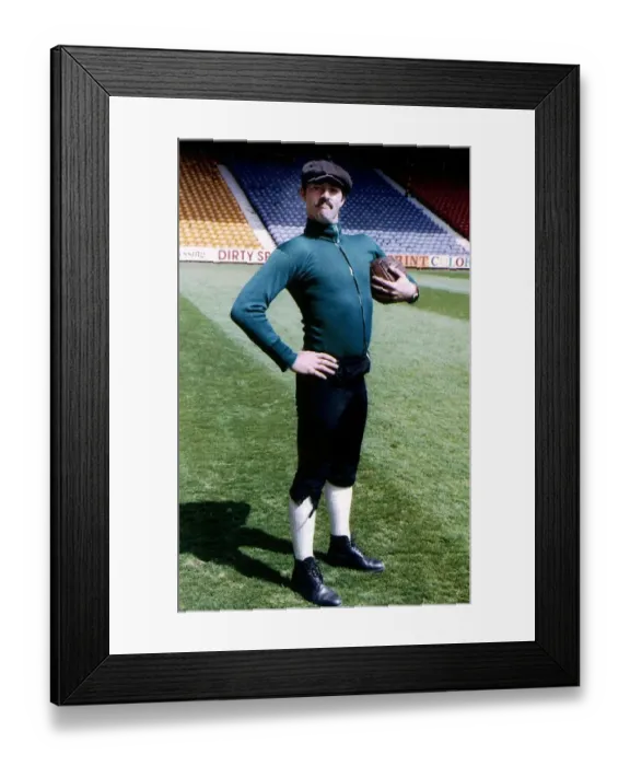 Framed Print : Bruce Grobbelaar Liverpool goalkeeper in old styl football kit May 1992