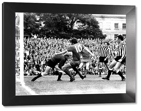 Newcastle United v Liverpool at St Jamess Park, 21  /  08  /  1971
