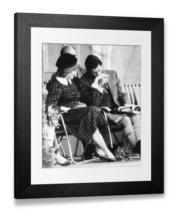 Framed Print : Prince Charles kisses the hand of Princess Diana during the annual Braemar Highland Games