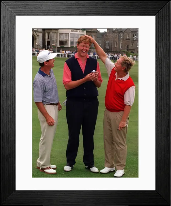 Framed Print : Gordon Sherry, Tom Watson and Jack Nicklaus congratulate Hole in One giant Gordan Sherry