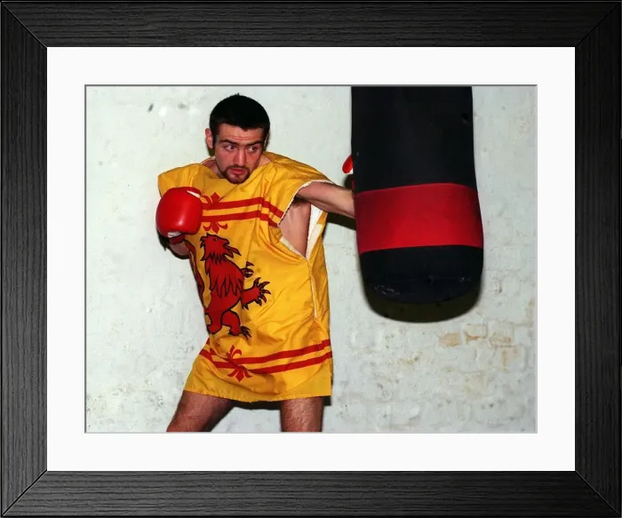 Framed Print : Boxer Scott Harrison with his new dressing gown May 1998 Framed Print : Boxer Scott Harrison with his new dressing gown May 1998