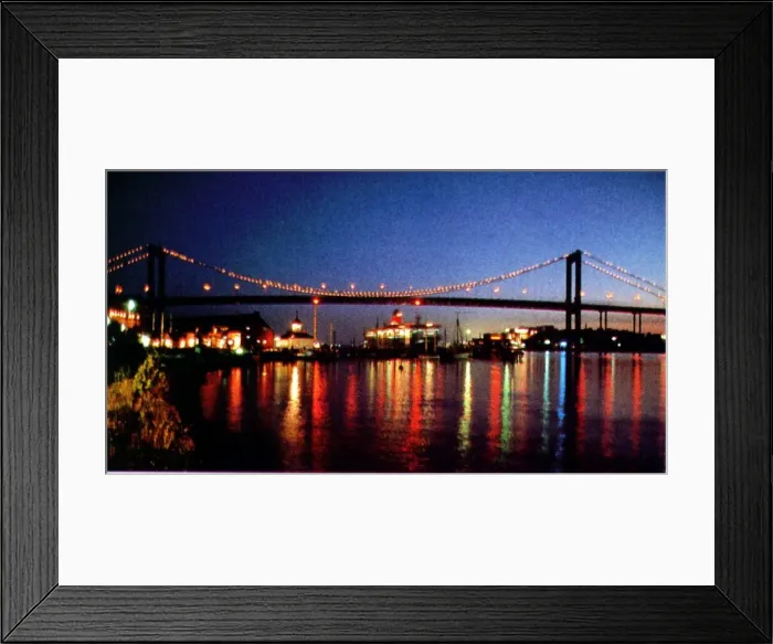 Framed Print : Gota Alv bridge in Gothenburg at night lit up Framed Print : Gota Alv bridge in Gothenburg at night lit up