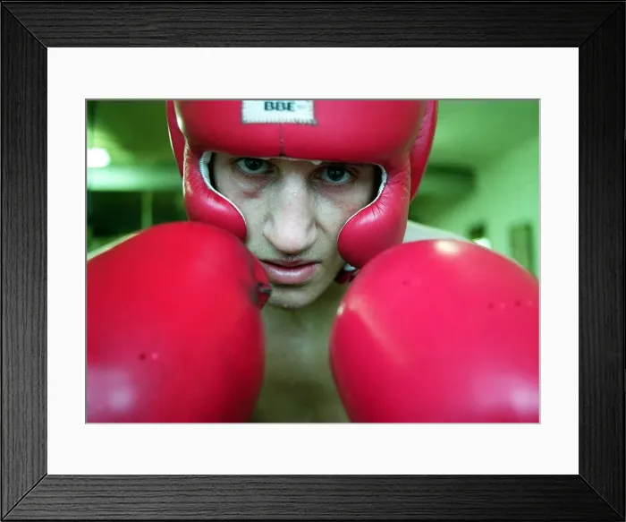 Framed Print : Boxer Scott Dixon February 1998 Framed Print : Boxer Scott Dixon February 1998