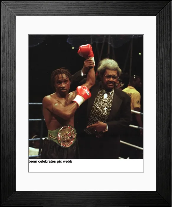 Framed Print : Nigel Benn and Don King after fight against Danny Ray Perez Framed Print : Nigel Benn and Don King after fight against Danny Ray Perez