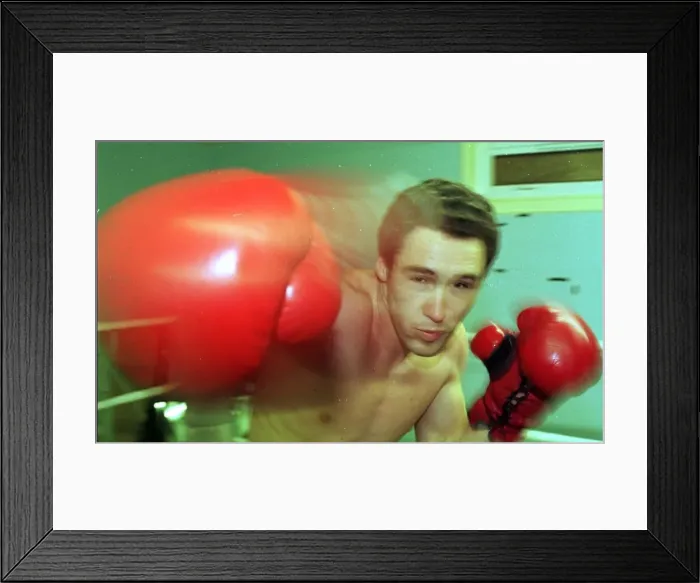 Framed Print : Joe Townsley Boxer In Training Red Boxing Glovestt Framed Print : Joe Townsley Boxer In Training Red Boxing Glovestt