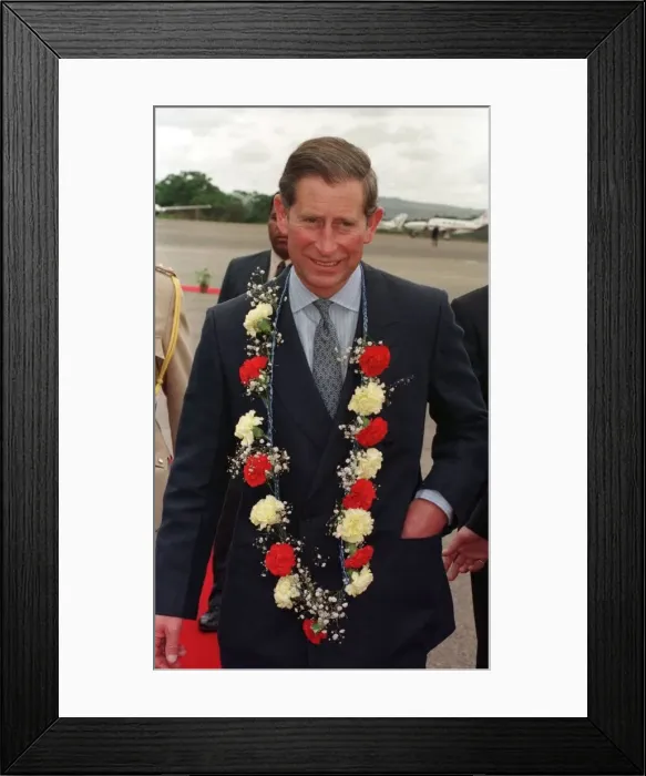 Framed Print : Charles Prince of Wales, October 1997 Arrives in Swaziland with flower garland of