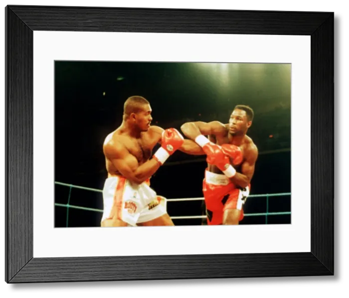 Framed Print : Lennox Lewis in action to defeat Donovan Razor Ruddock. 31st October 1992 Framed Print : Lennox Lewis in action to defeat Donovan Razor Ruddock. 31st October 1992