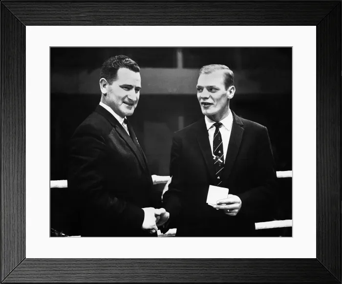 Framed Print : Boxing Dick McTaggart is presented with a check for his testimonial at the Kelvin