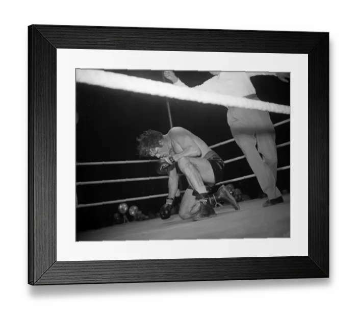 Framed Print : Freddie Mills takes a count during his fight with Bruce Woodcock 1949 Framed Print : Freddie Mills takes a count during his fight with Bruce Woodcock 1949