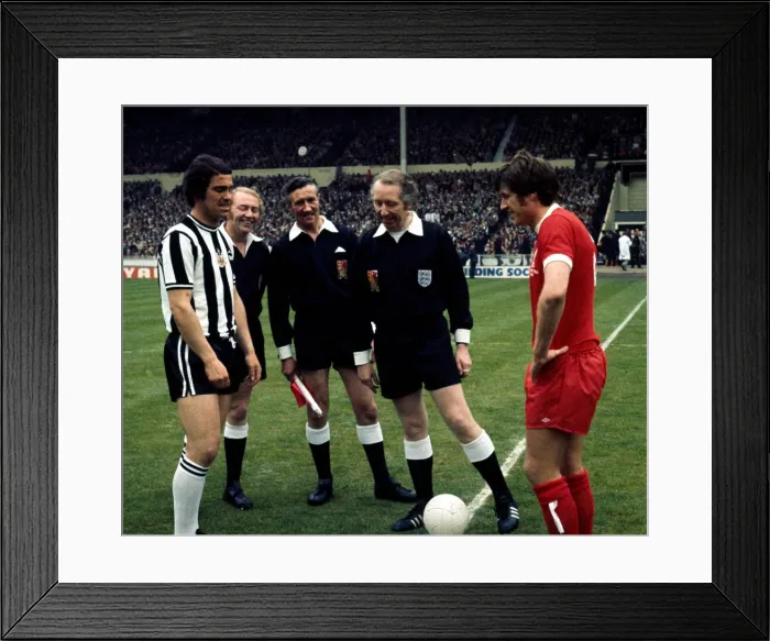 Framed Print : FA Cup Final at Wembley Stadium - Liverpool 3 v Newcastle United 0