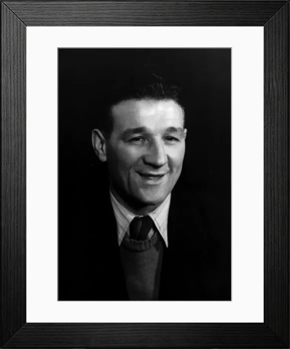 Framed Print : Portrait of Liverpool footballer Bob Paisley. 8th February 1954 Framed Print : Portrait of Liverpool footballer Bob Paisley. 8th February 1954