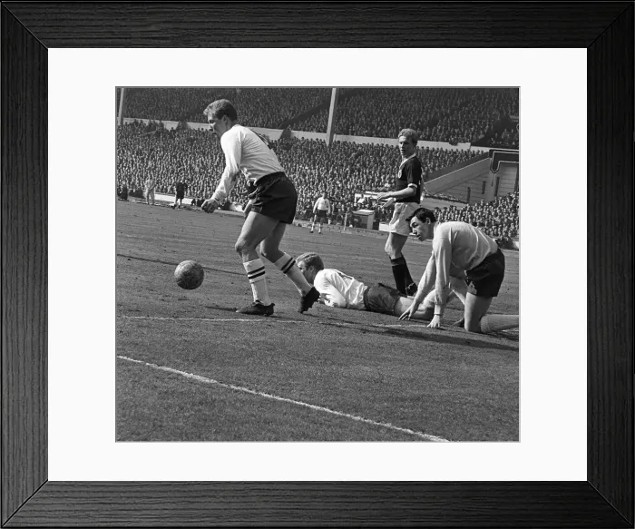 Framed Print : England v Scotland Home International at Wembley Stadium 6th April 1963