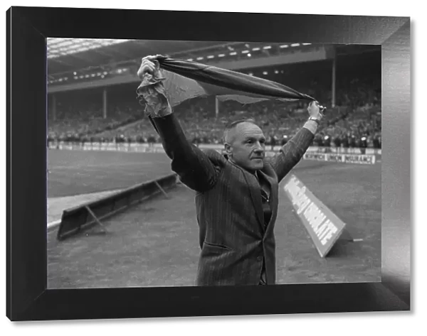 Bill Shankly Liverpool Manager in 1974 10  /  3  /  99 R74  /  2768 Wembley 4th May
