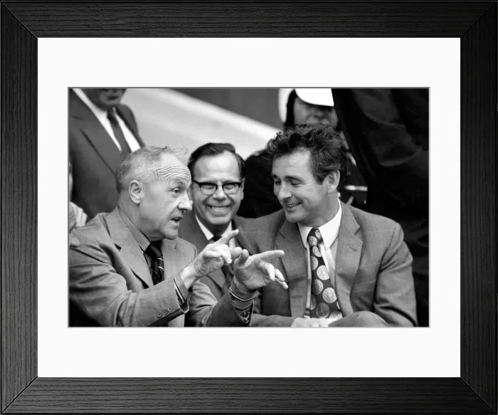 Framed Print : F. A. Charity Shield. Leeds United (1) v. Liverpool (1). Liverpool win 6-5 on Penalties