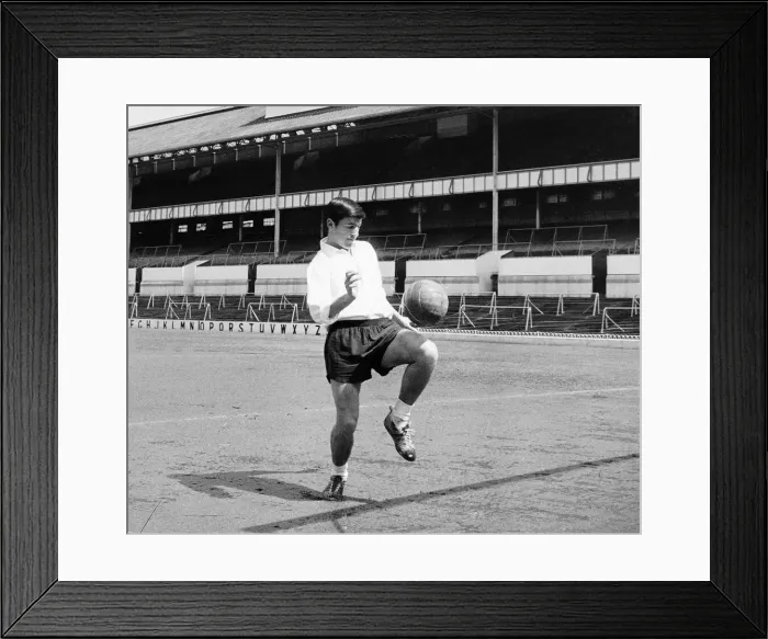 Framed Print : Terry Venables Football new signing for Tottenham Hotspur from Chelsea knocks Framed Print : Terry Venables Football new signing for Tottenham Hotspur from Chelsea knocks